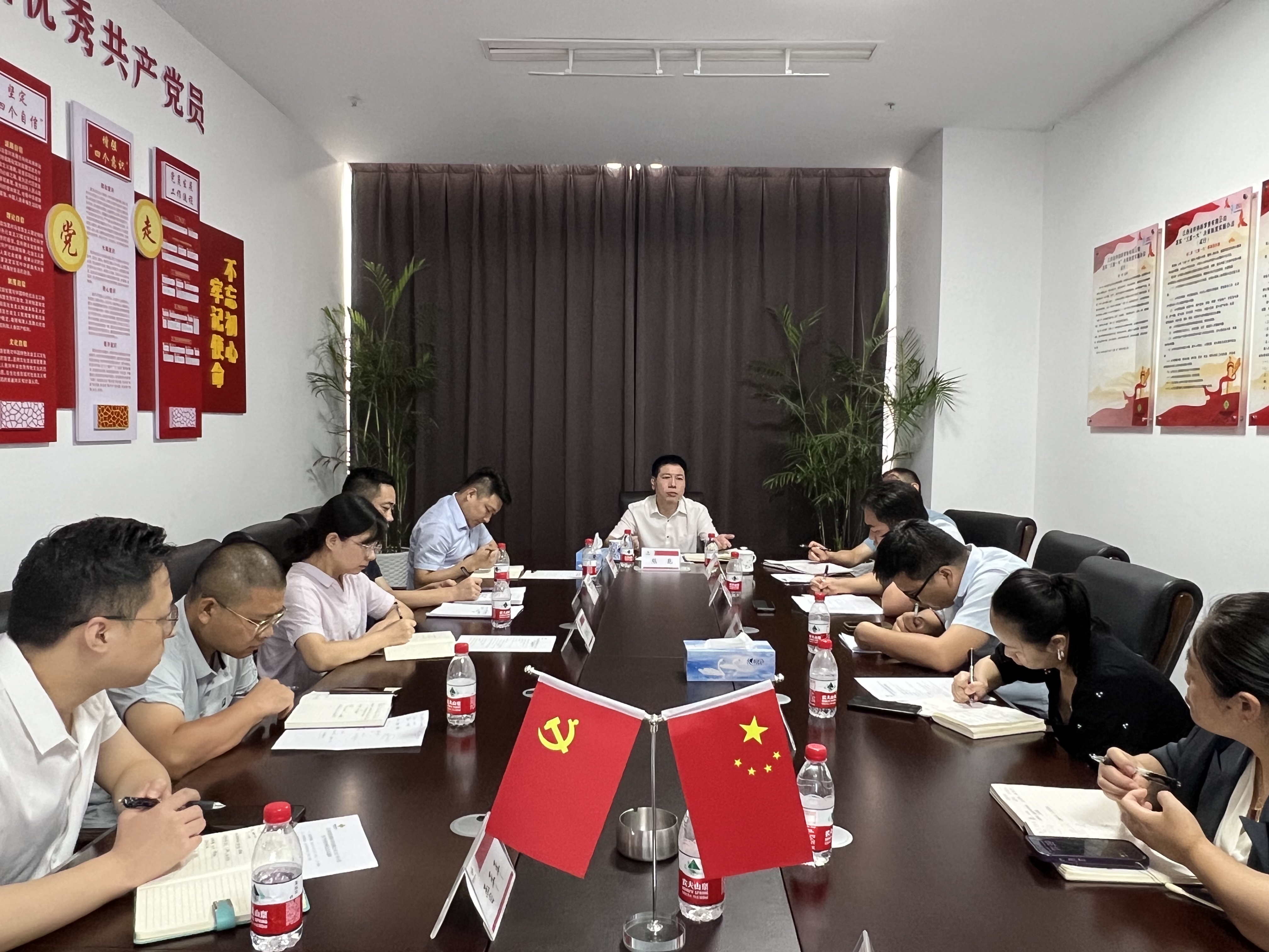 省供銷(xiāo)新零售公司召開(kāi)8月份 生產(chǎn)經(jīng)營(yíng)分析會(huì )